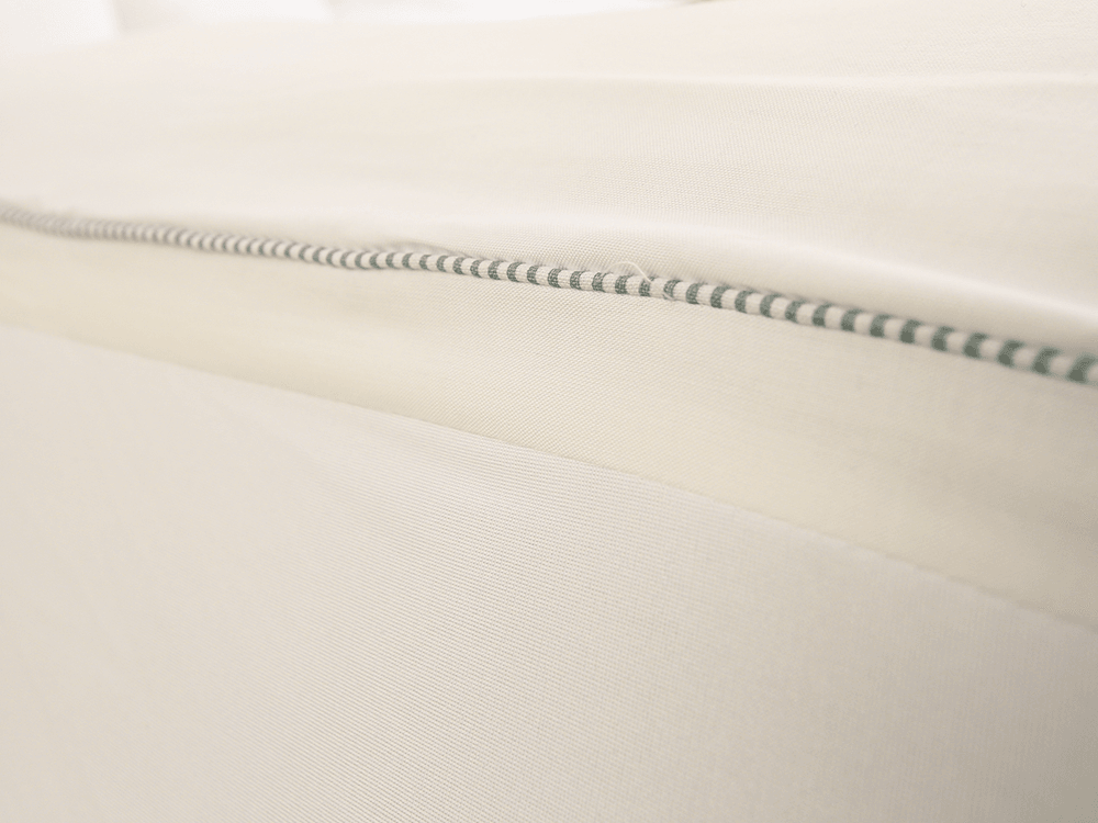 Ekstra kalın konforlu polyester yatak koruyucusu